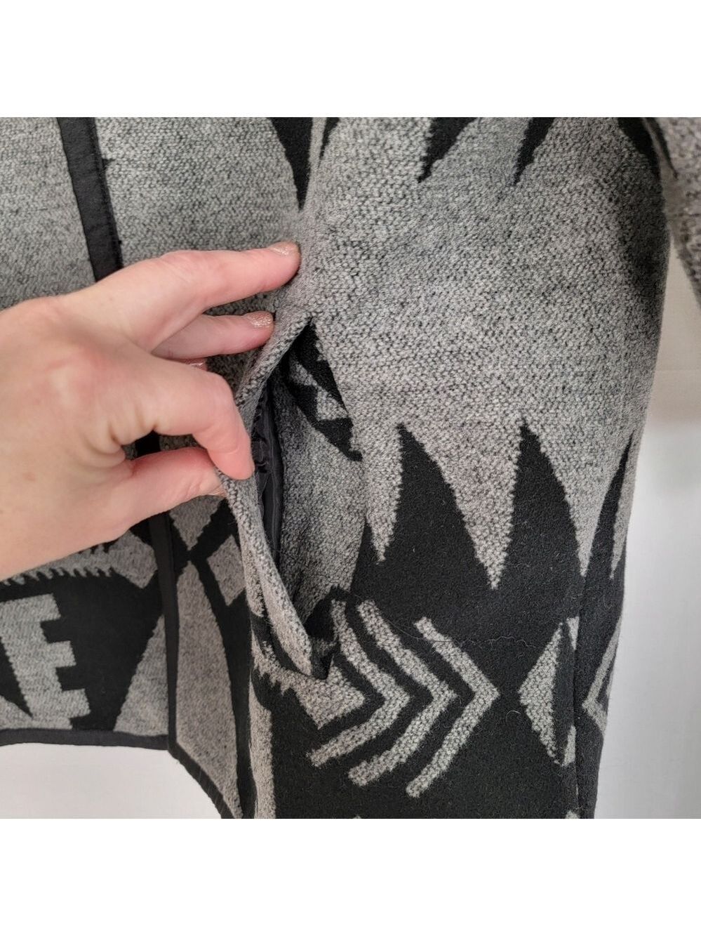 Vero Moda Geometric Patterned Jacket #3005 - Picture 7 of 13